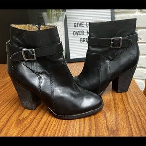 Frye Patty Black Leather Riding Booties size 6
